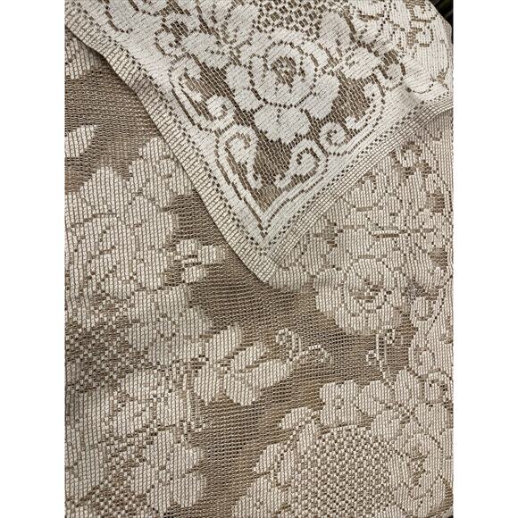 Vintage Lace Tablecloth 90" X 62" Unused Condition Reversible - Picture 1 of 4